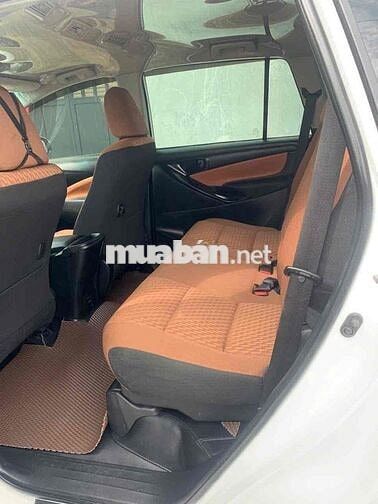 Toyota Innova 2019 2.0E - 90000 km