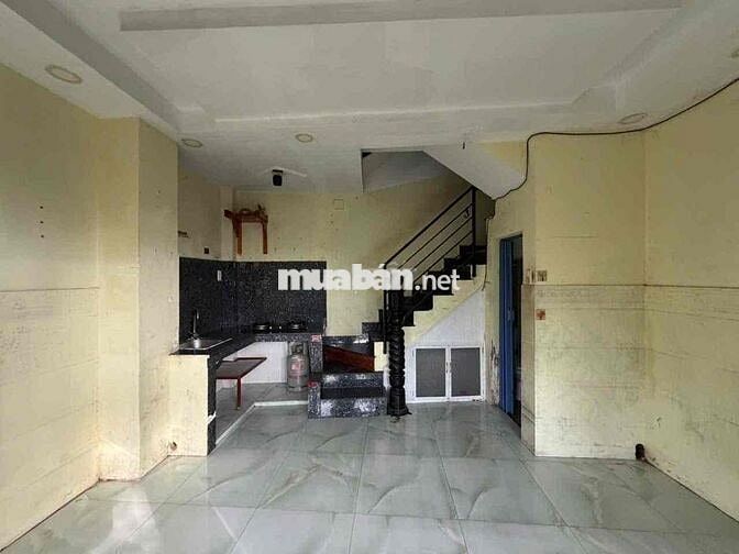 Cho thuê nhà hẻm xe hơi Tôn Thất Thuyết Quận 4-Giá Chỉ 12 triệu