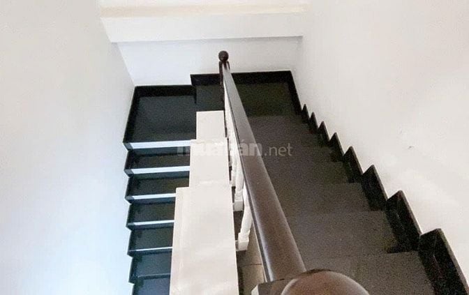 Nhà Đẹp Lung Linh, Công Năng Tối Ưu, 02 Tầng, 4x25m