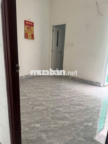 Cho thuê nhà mặt tiền tô ký - 8x23m - 20tr/ tháng.