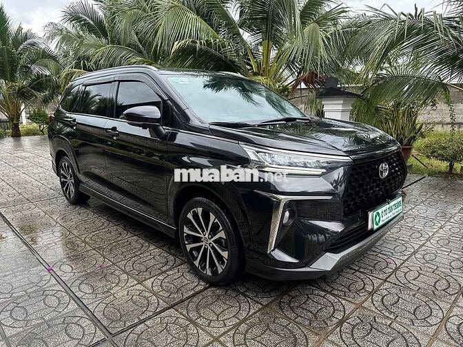 Toyota Veloz Cross 2022 CVT Top - 29000 km