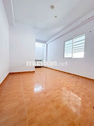 🔥CỬA SỔ - THOÁNG MÁT - GIÁ SIU ƯU ĐÃI GẦN ĐẠI HỌC VĂN HIẾN ÂU🔥