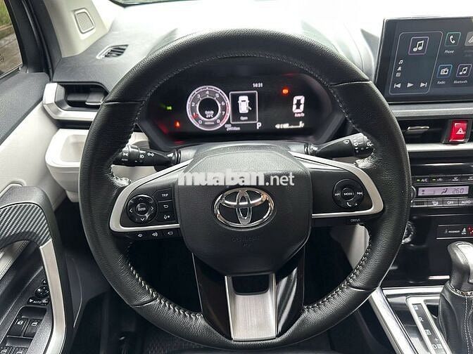 Toyota Veloz Cross 2022 CVT Top - 29000 km