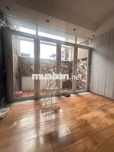 HẺM NHỰA 7 CHỖ NGỦ NHÀ! BÁN NHÀ 5 TẦNG MỚI CỨNG GẦN CÔNG VIÊN TẦM VU