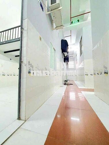 duplex gác cao 2m - 3-4 người ở ngay công viên hoàng van thụ