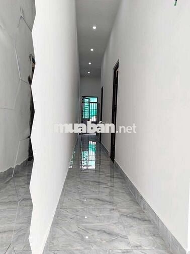 Nhà mới diện tich lớn 4m * 15m thổ cư hoàn công hẻm 4 trần vỉnh khiết