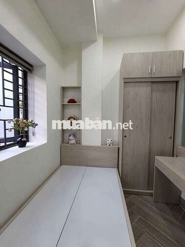 CHO THUÊ NHÀ HXH, 2 XET, đường 3/2 Q.10