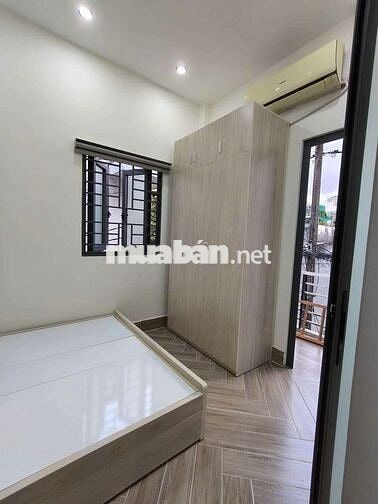 CHO THUÊ NHÀ HXH, 2 XET, đường 3/2 Q.10