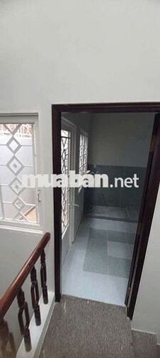 Nhà hẻm xe tải Phan Văn Trị 3 PN giá 17tr