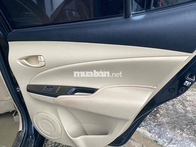 Chính chủ mua mới cần bán Vios tự động 2021