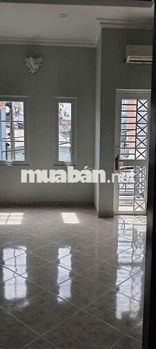 Nhà hẻm xe tải Phan Văn Trị 3 PN giá 17tr