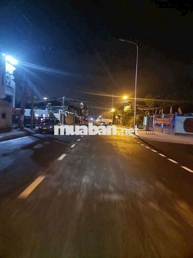 CHO THUÊ NHÀ NGUYÊN CĂN MẶT TIỀN HẺM XE HƠI