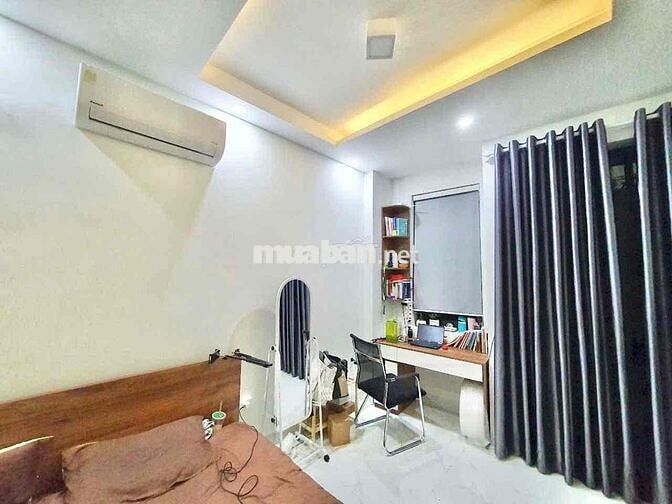 Phòng 40m2_1PN 1 phòng khách ban công,MG riêng_Phan Xích Long,PN