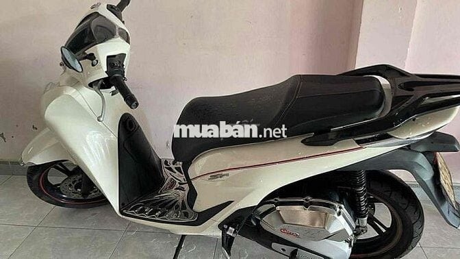 có việc cần gấp nên cần ra đi