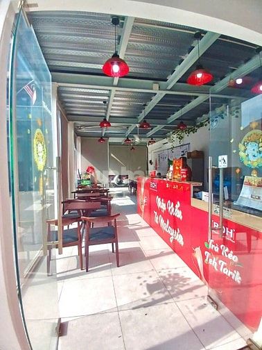 Cho thuê mặt bằng tầng trệt 65m2 tầng trệt tòa nhà đường Ung Văn Khiêm