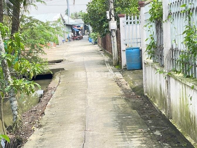 CHÍNH CHỦ CẦN BÁN MIẾNG ĐẤT 82M2 (5 X16,5) NẰM GẦN ĐƯỜNG NG_CHÍ THANH