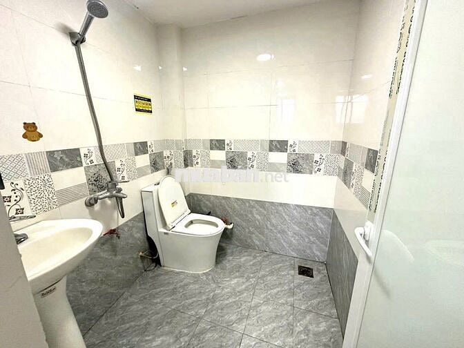 PHÒNG SIÊU RẺ - SIÊU THOÁNG NGAY KHU NGOẠI GIAO ĐOÀN - XUÂN ĐỈNH