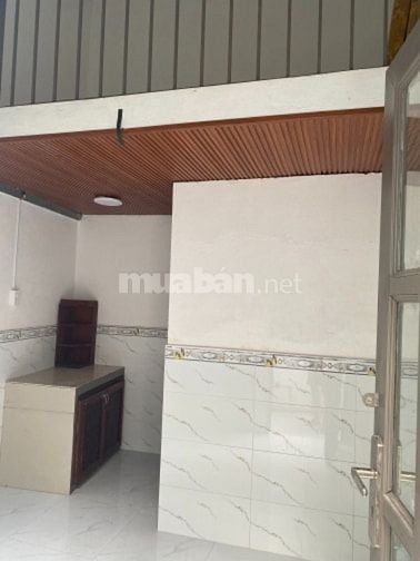 Phòng mới rộng rãi thoáng mát tiện đi lại