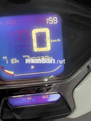 có việc cần gấp nên cần ra đi