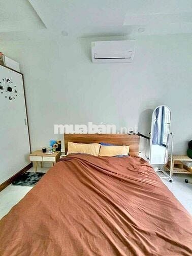 Phòng 40m2_1PN 1 phòng khách ban công,MG riêng_Phan Xích Long,PN