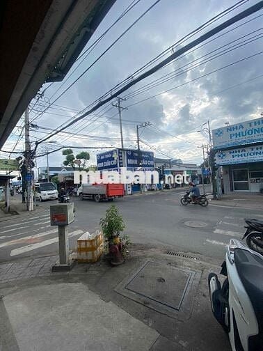 CHO THUÊ MBKD 150m2 - NGAY GÓC NGÃ 4-KHU SẦM UẤT-KINH DOANH ĐA NGHÀNH