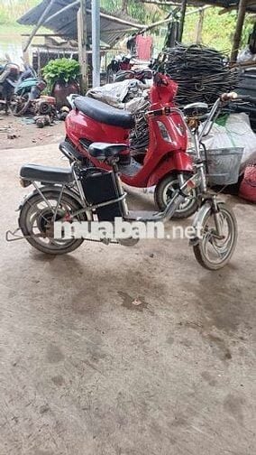 Xe Attila và xe đạp điện