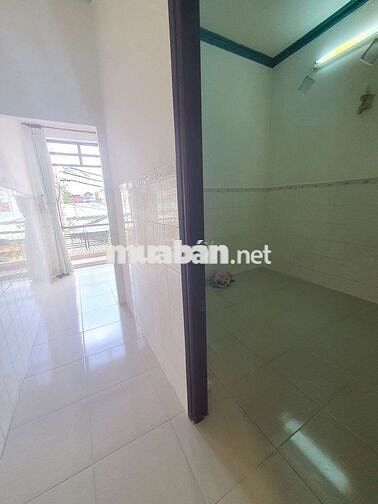 Chính Chủ Cho Thuê Nhà Mới Sạch sẽ 4x25 1lầu 4pn 2wc 1 phòng thờ