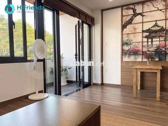 CHO THUÊ CĂN HỘ TÁCH BẾP BAN CÔNG NGAY CHỢ TÂN ĐỊNH CAO CẤP GIÁ RẺ T11