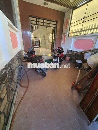 Chính Chủ Cho Thuê Nhà Mới Sạch sẽ 4x25 1lầu 4pn 2wc 1 phòng thờ