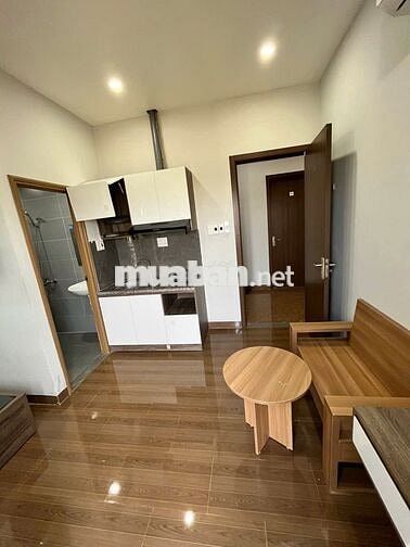 Căn hộ full nội thất, ban công, giặt riêng cho thuê chỉ 3,6 triệu