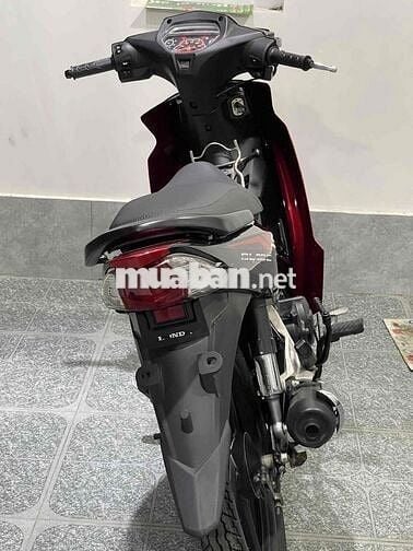 BLADE 110, BS 83, MÁY ZIN CHUẨN,ÁO TEM ĐẸP,CÓ GÓP