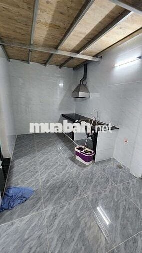 Cho thuê nhà mới xây đường oto vào ở ngay. Sau bệnh viện Thủ Đức