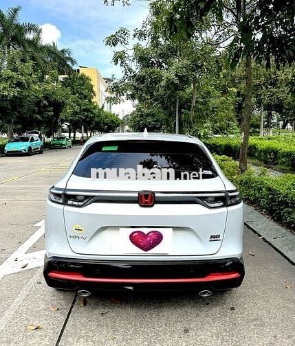 Honda HR-V 2023 RS Trắng Bạc - 12000 km