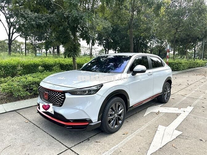 Honda HR-V 2023 RS Trắng Bạc - 12000 km