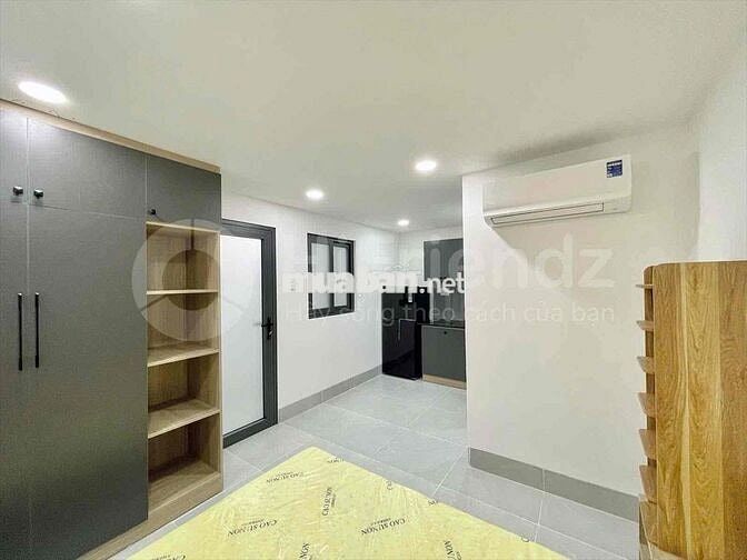 CHDV CÓ CỬA SỔ, THANG MÁY, SẴN NỘI THẤT NGAY QUANG TRUNG