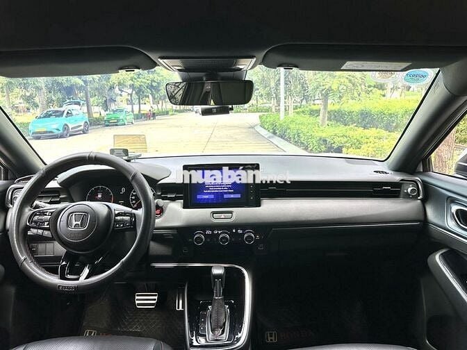 Honda HR-V 2023 RS Trắng Bạc - 12000 km