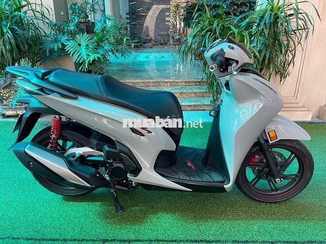 Cần bán Sh 350 2025 biển víp mới keng