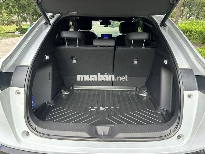 Honda HR-V 2023 RS Trắng Bạc - 12000 km