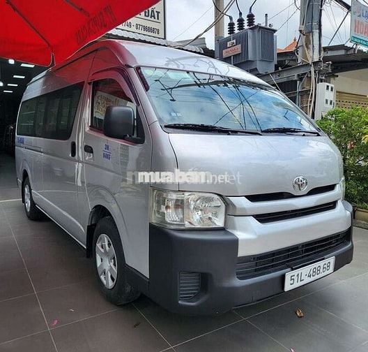 Toyota Hiace 2014 tải Van 3N/940kg xe đẹp mới