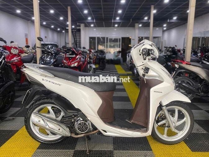 Vision đẹp, máy êm thì thầm bao vọt