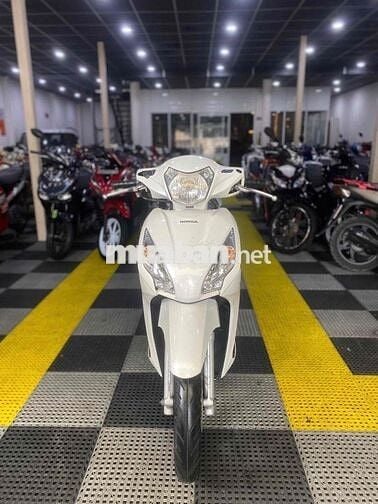 Vision đẹp, máy êm thì thầm bao vọt