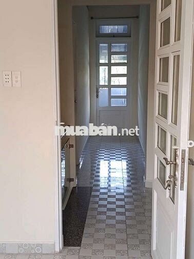 BÁN NHÀ 1 TRỆT 1 LẦU - HẺM XE HƠI – HUỲNH THỊ HAI, QUẬN 12