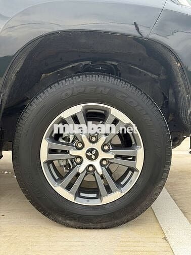 Mitsubishi Triton 2022  GLX 2.4AT 4x2 Nhập Thái