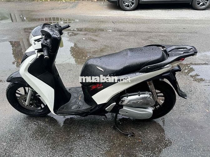 Sh 125i  Đklđ: 2013  Xe Zin chuẩn từ A- Á  Máy êm