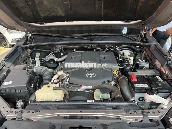 Toyota Fortuner 2024 2.4 AT 4x2 - 40000 km một chủ