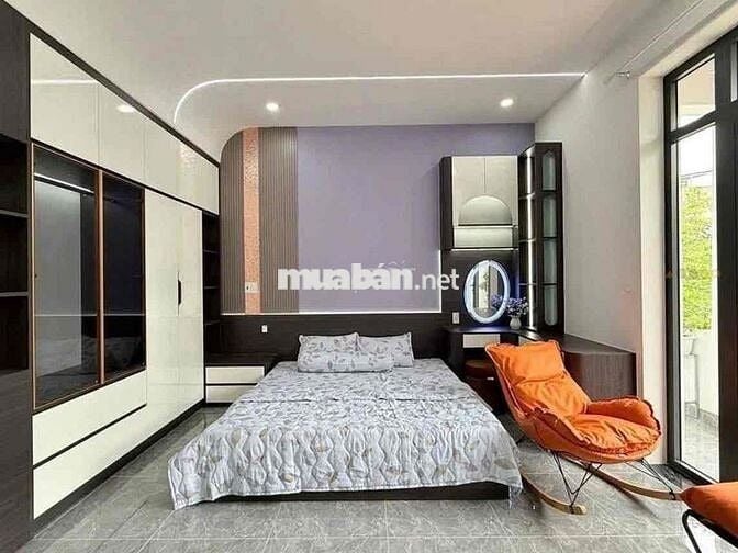 CHÍNH CHỦ CẦN TIỀN TRẢ NỢ GẤP CẦN RA CĂN NHÀ PHỐ LIỀN KỀ - GIÁ 4TỶ9