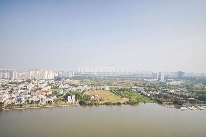 Cho Thuê Căn 4PN Vinhomes Decor Đẹp - View Sông - 2 Ban Công Thoáng