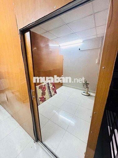 Cho thuê nhà full nội thất mặt tiền Nhà Vuông gần Chợ Đầu Mối