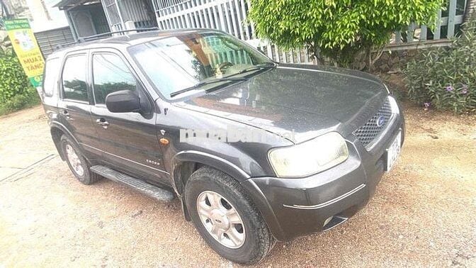 Ford Escape 2002 3.0 V6 4x4 ( xe đang chạy )