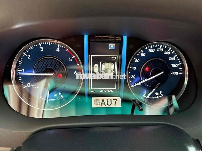 Toyota Fortuner 2024 2.4 AT 4x2 - 40000 km một chủ